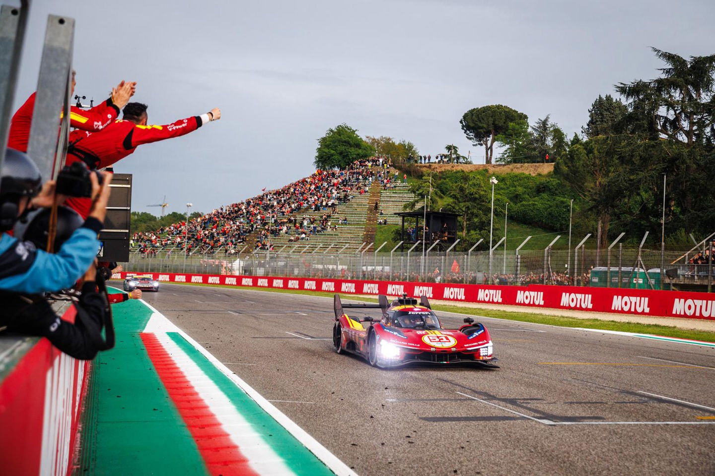 #51 Ferrari